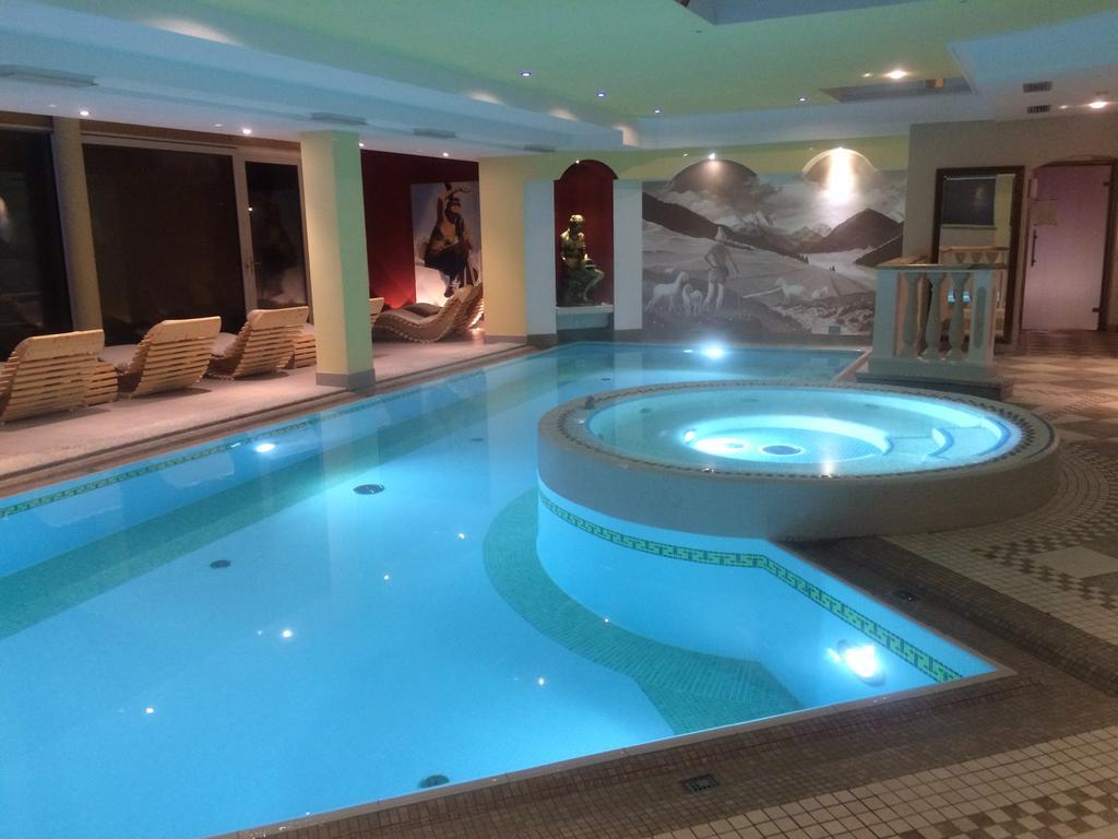 Nature Wellness Hotel Renato Vigo di Fassa Exteriör bild
